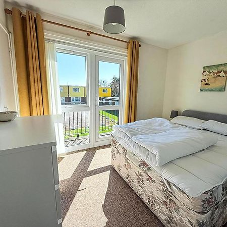 Lovely 4 Berth Chalet To Hire In Hemsby Nearby The Beach Ref 18177B Bagian luar foto