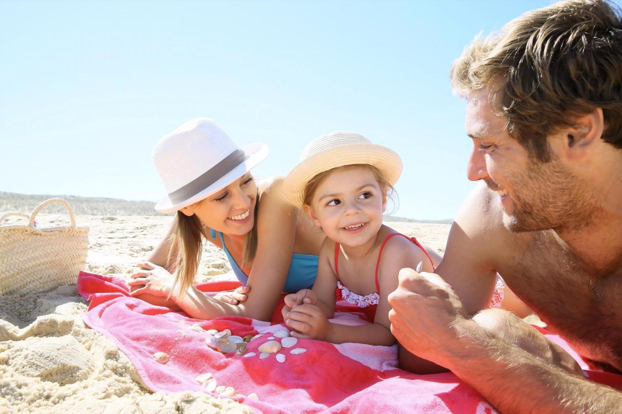 Lovely 4 Berth Chalet To Hire In Hemsby Nearby The Beach Ref 18177B Bagian luar foto