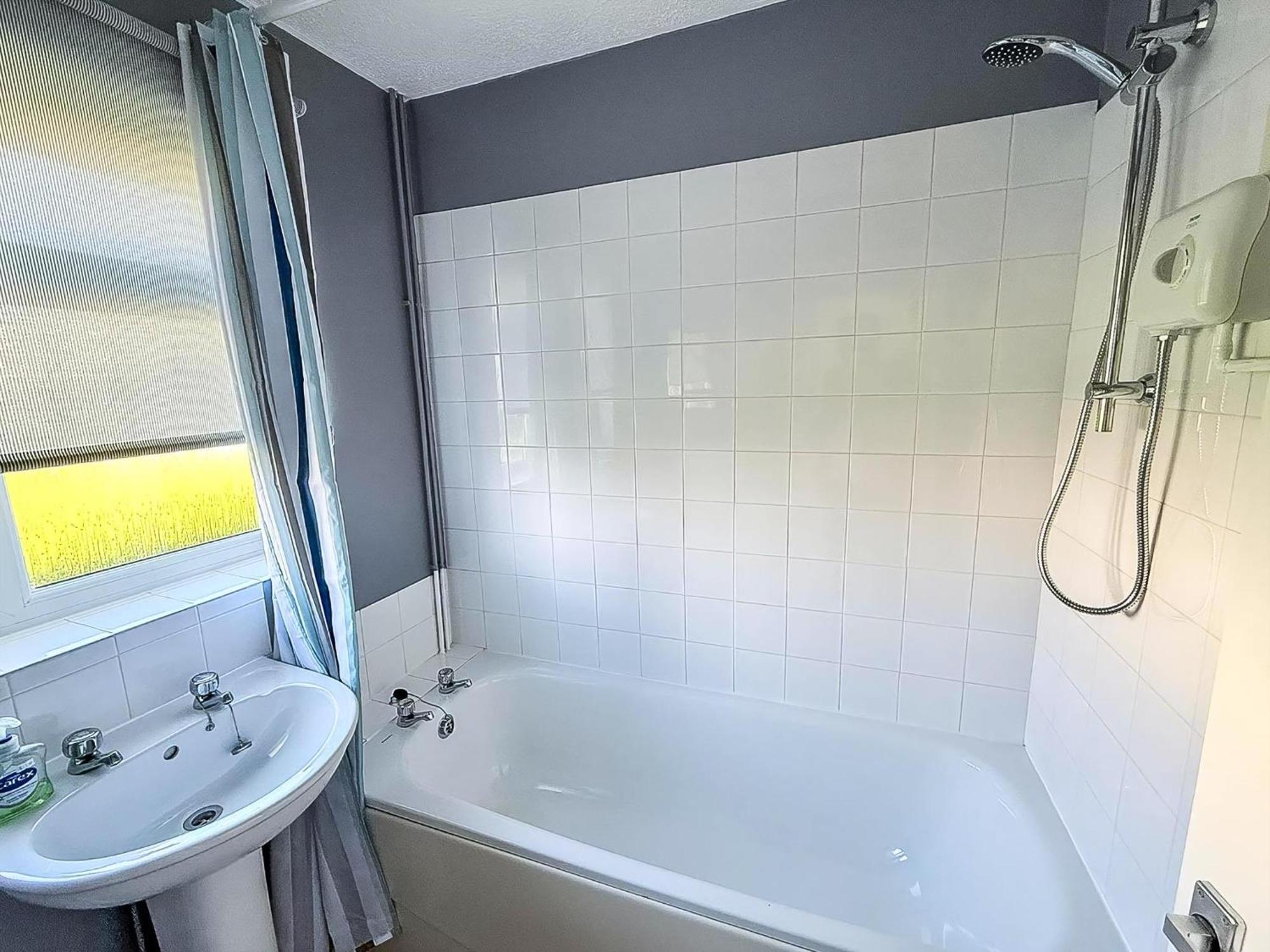 Lovely 4 Berth Chalet To Hire In Hemsby Nearby The Beach Ref 18177B Bagian luar foto