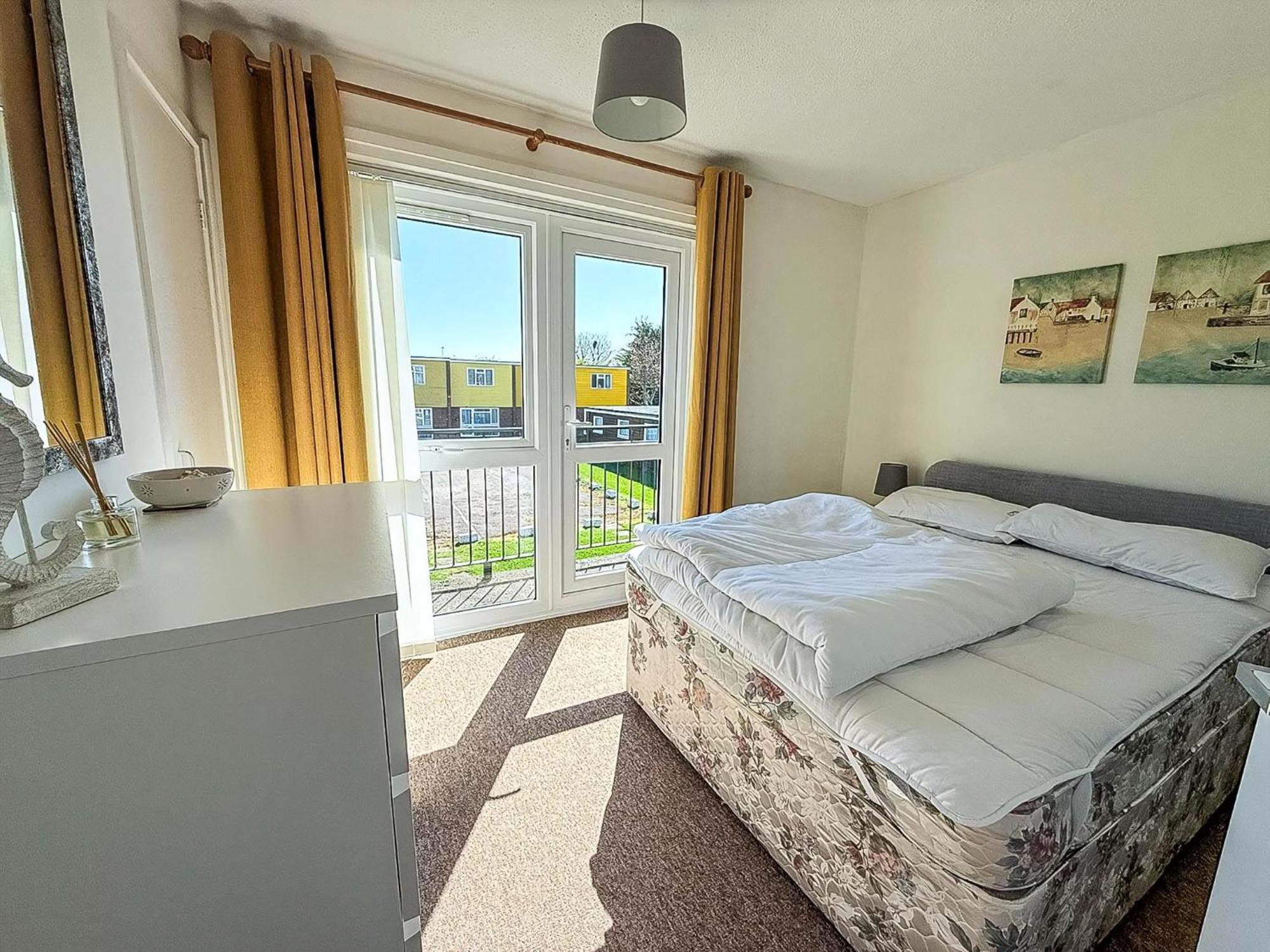 Lovely 4 Berth Chalet To Hire In Hemsby Nearby The Beach Ref 18177B Bagian luar foto