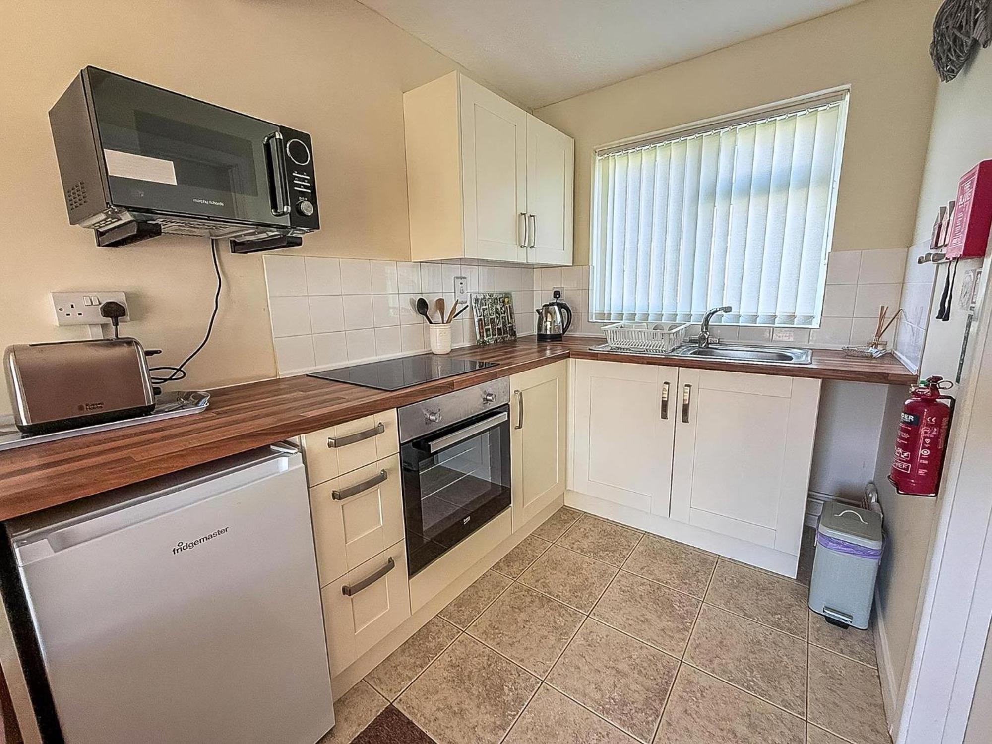 Lovely 4 Berth Chalet To Hire In Hemsby Nearby The Beach Ref 18177B Bagian luar foto
